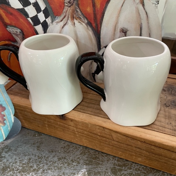 LANG WHITE WHIMSICAL GHOST MUGS NEW 
SET OF 2 - Picture 6 of 6